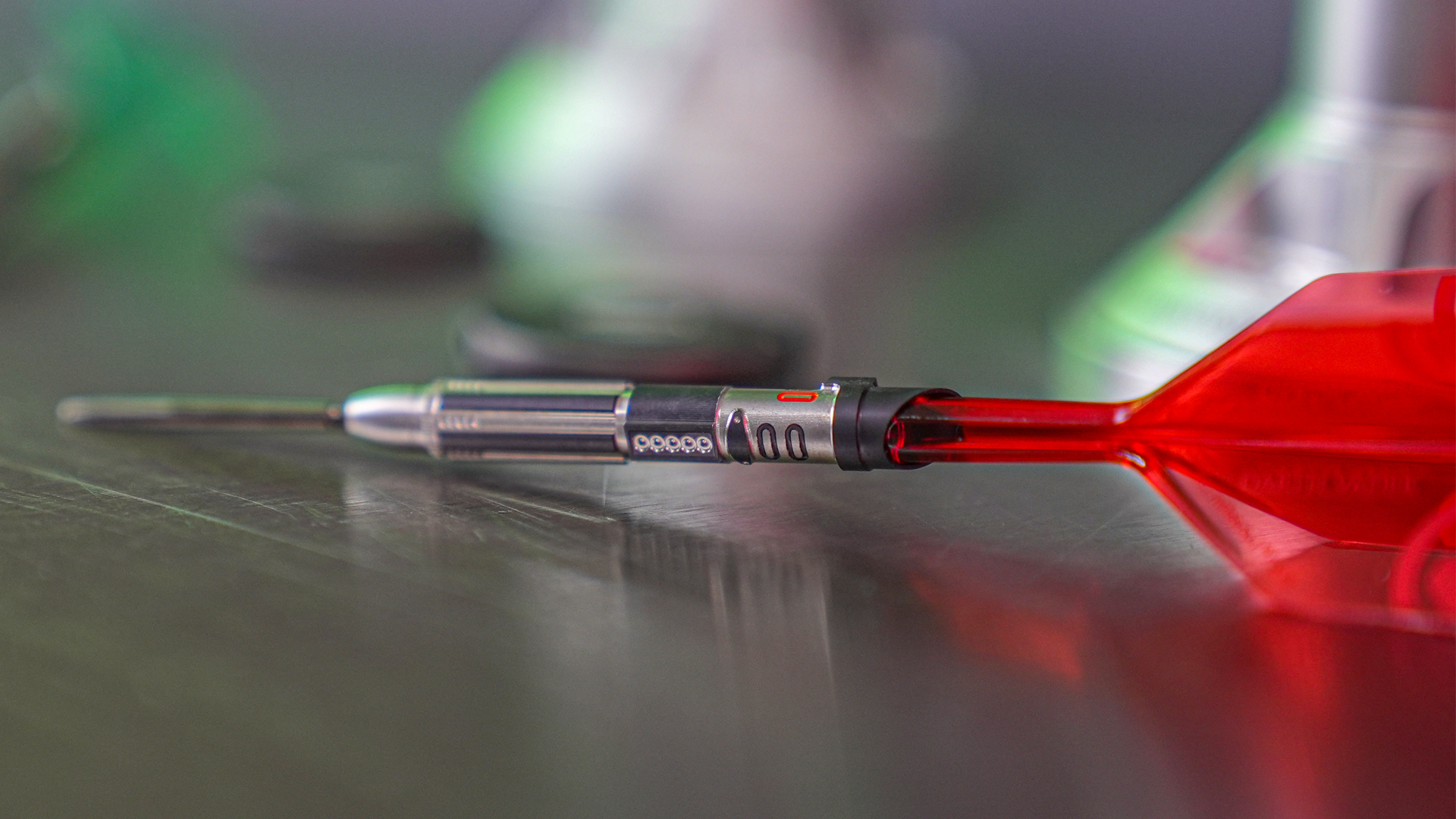 Banner-USP-Target-Starwars-DarkSide-LightSaberSteeldart-1920x1080
