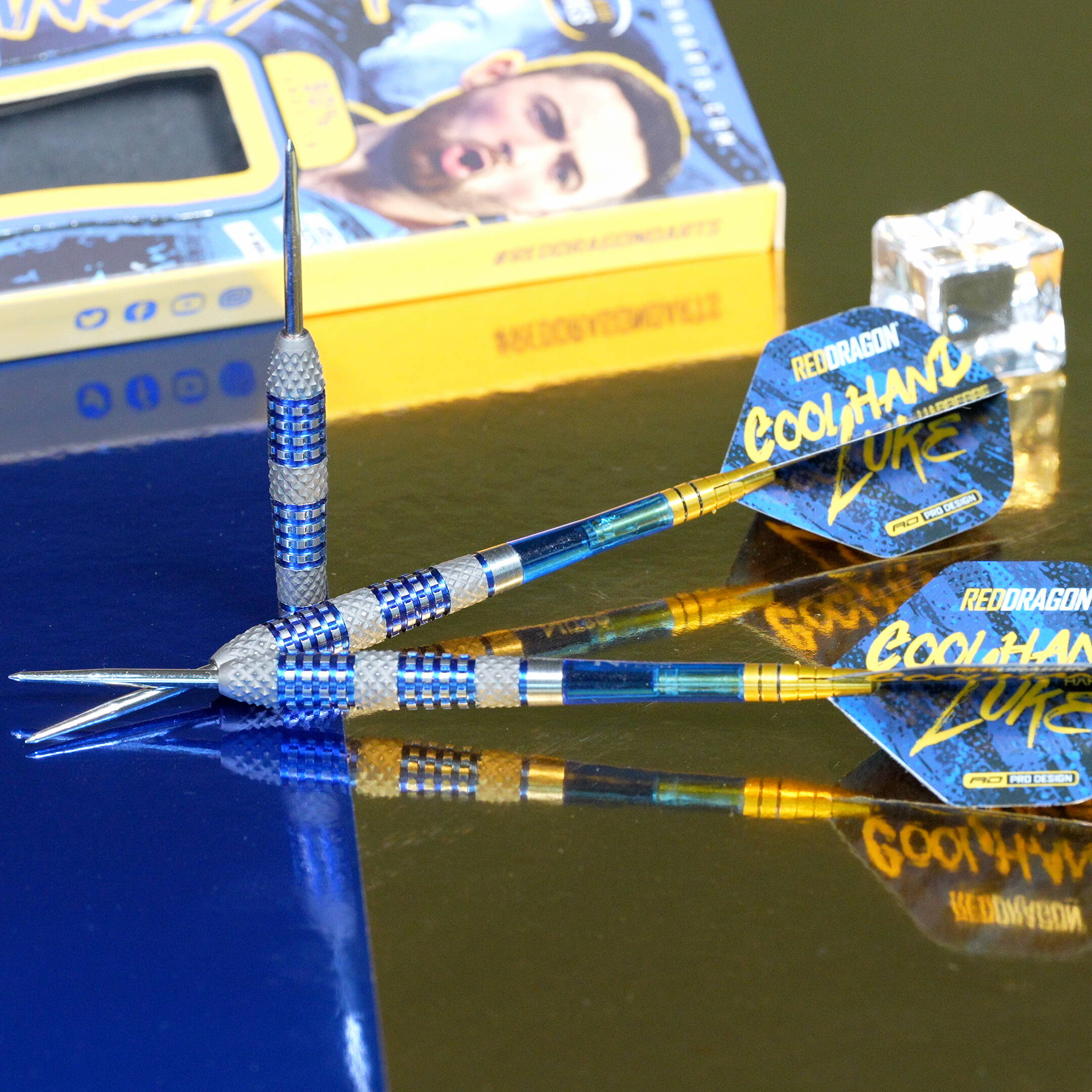 Red-Dragon-Luke-Humphries-TX2-Atomised-Steeldart-Echtfoto Red Dragon - Luke Humphries TX2 Atomised - Steeldart