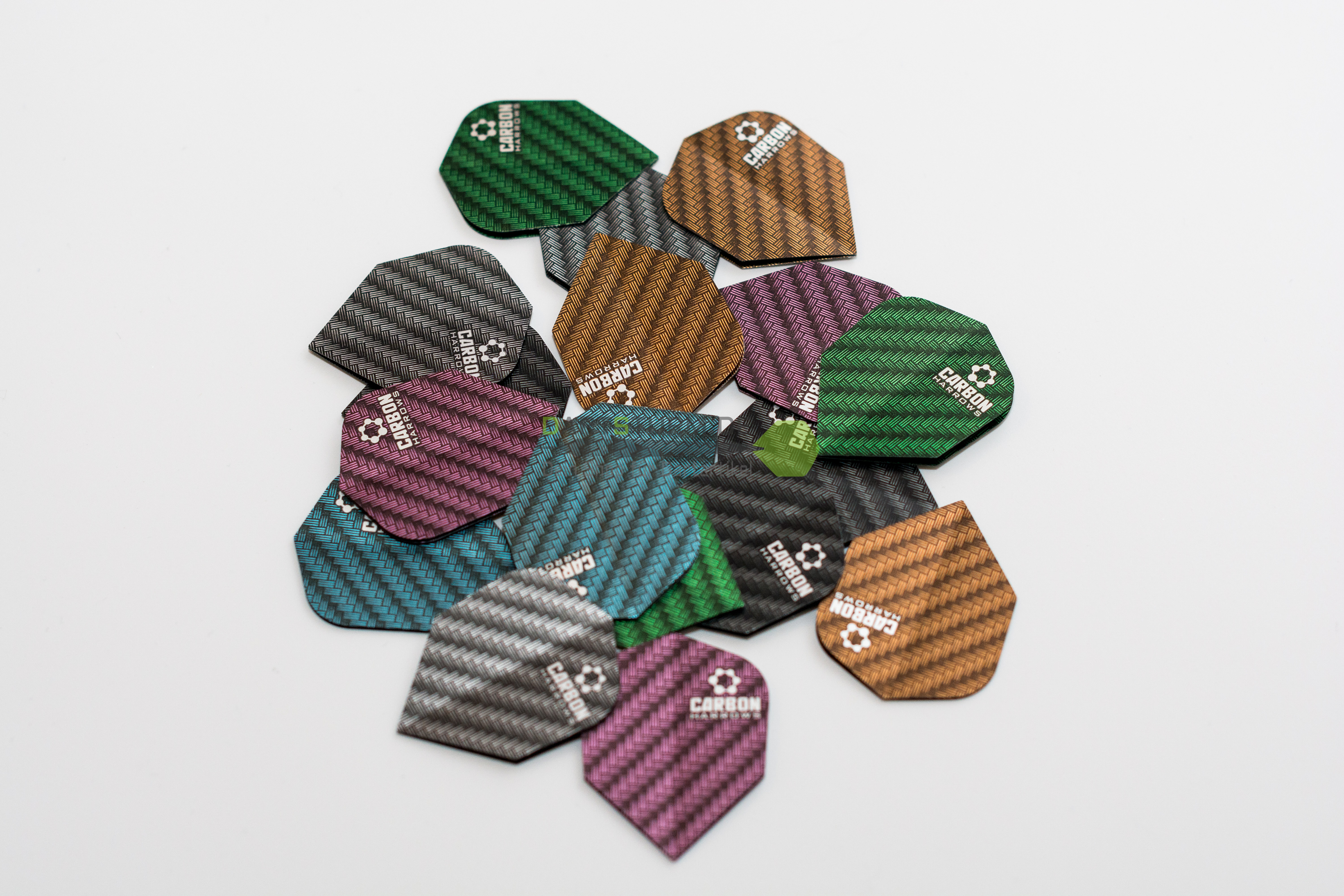 FLO_8997 Harrows - Carbon Flight - Small Standard