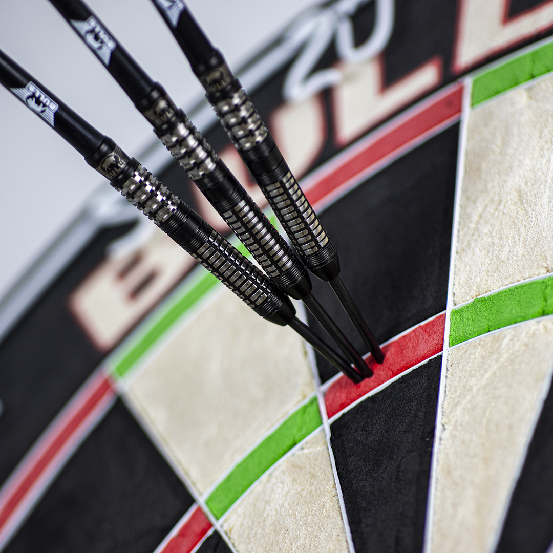 Bull's NL - Luna Neoma - Steeldart Bull's NL - Luna Neoma - Steeldart