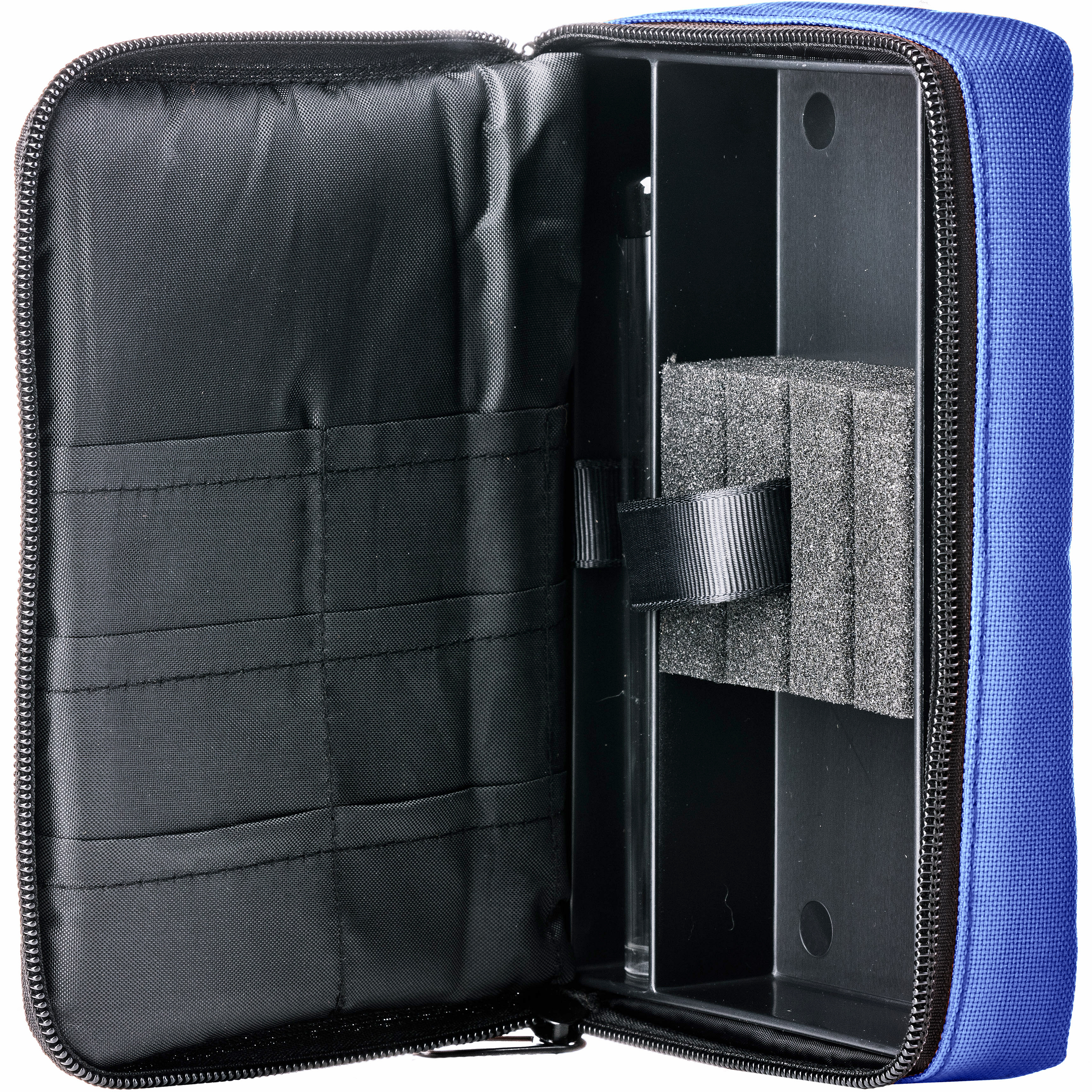 Karella-The-Pak-Dartwallet-Blau-Innenansicht Karella - The Pak Dartswallet