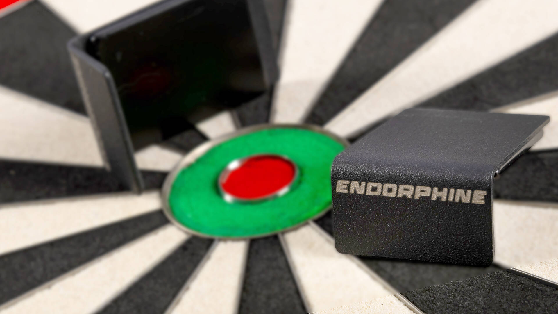 Banner-Dartscheiben-Precise180-USP-Magnethalter-1920x1080px
