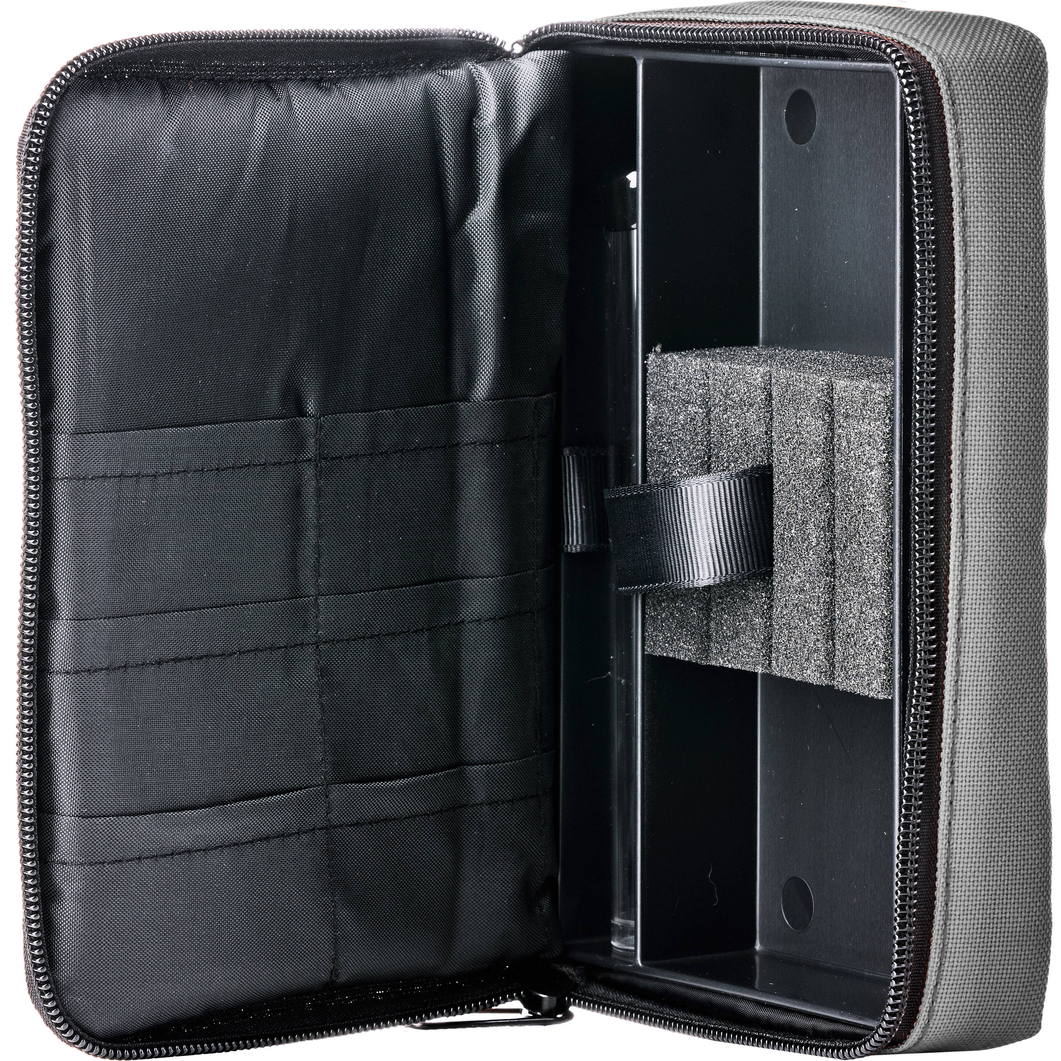 Karella-The-Pak-Dartwallet-Grau-Innenansicht Karella - The Pak Dartswallet