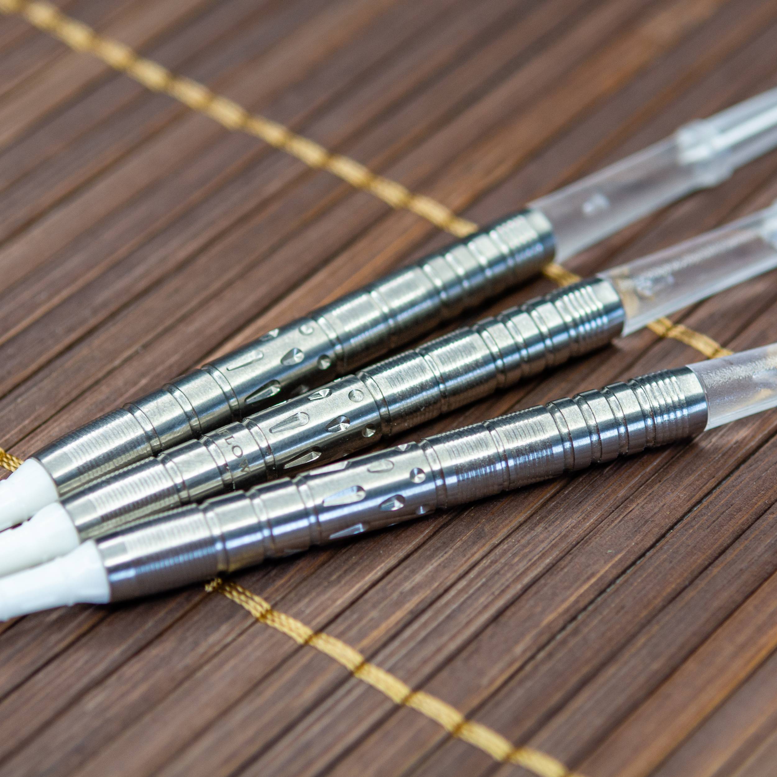 Dynasty-A-Flow-Black-Line-Benjamin-Dersch-Softdart-Foto-Detailansicht Dynasty - A-Flow Black Line - Benjamin Dersch - Softdart