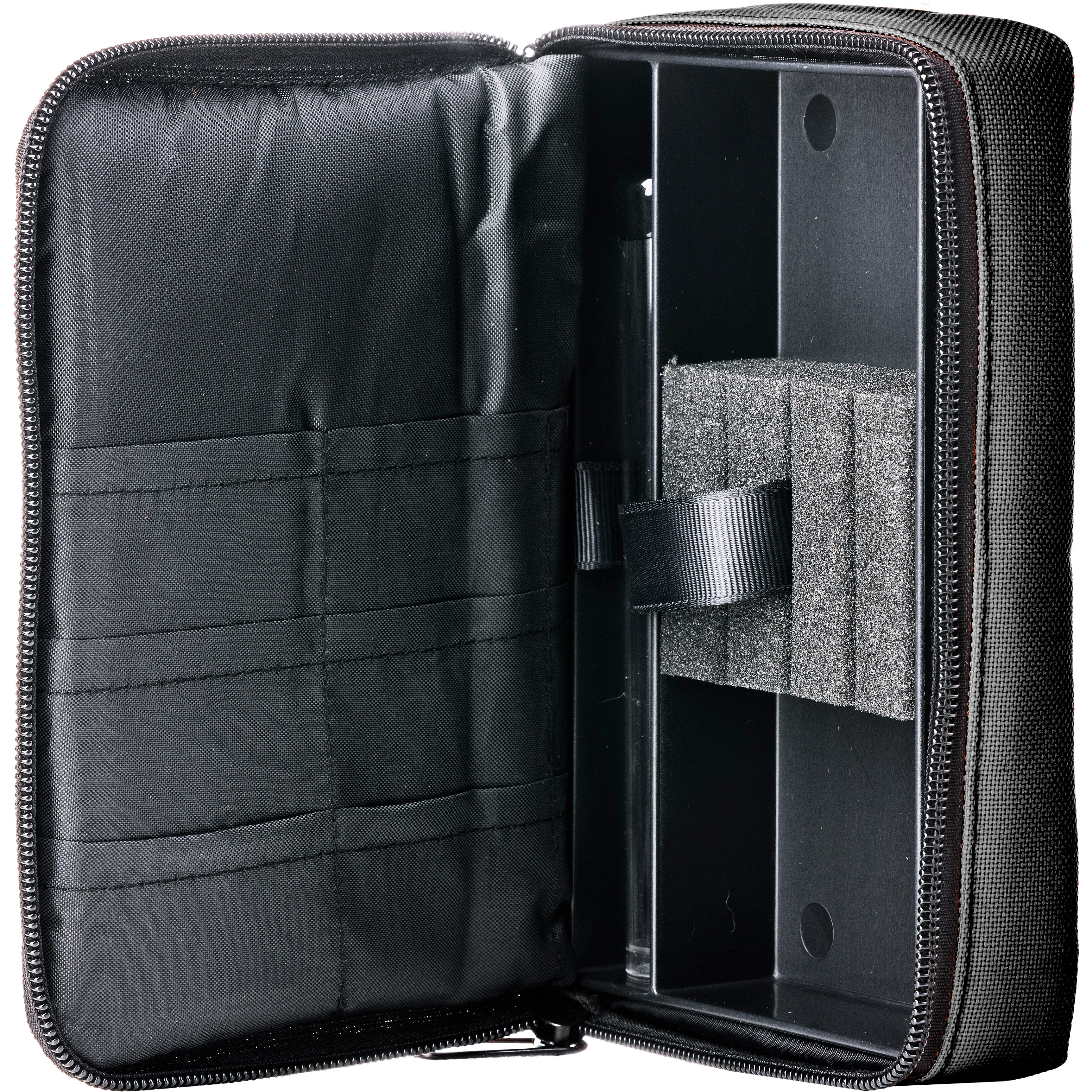 Karella-The-Pak-Dartwallet-Schwarz-Innenansicht Karella - The Pak Dartswallet